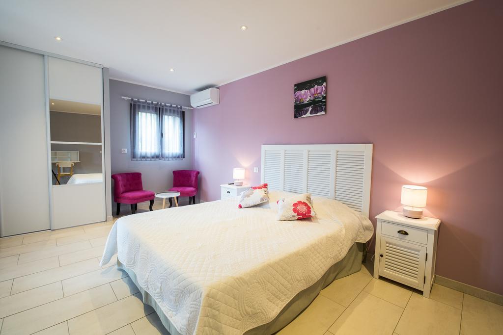 Bed and Breakfast U Fornu Patrimonio Exterior foto
